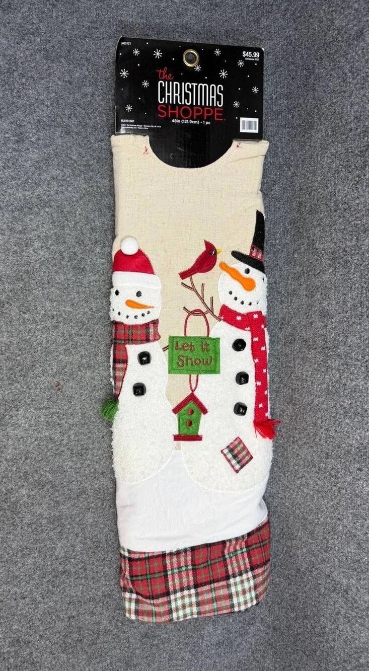 The Christmas Shoppe 48" Tree Skirt Snowman Let It Snow NWT